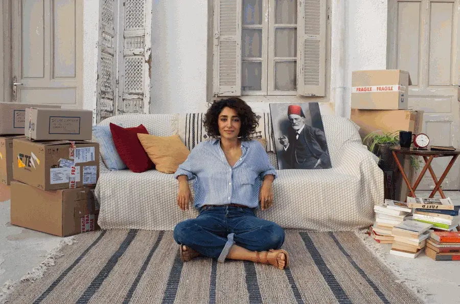 Un Divan à Tunis : De la reconstruction d’une société bipolaire